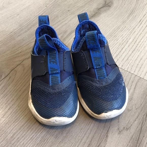 Nike 7c Sneakers. Flex runners.​ - Picture 3 of 4